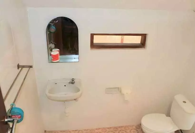 ホテル Surf Garden Lombok
