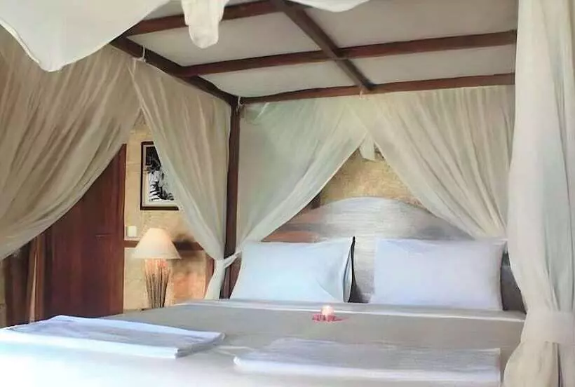 ホテル Surf Garden Lombok