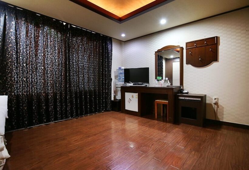 Мотель Anmyeondo Haesong