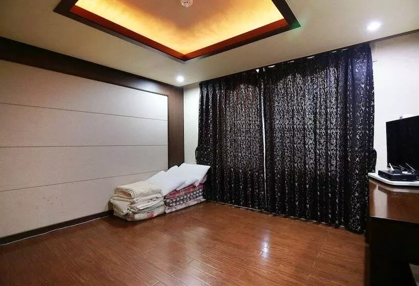モーテル Anmyeondo Haesong
