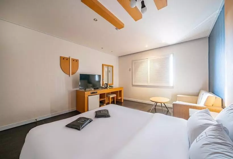 Motel Boryeong E