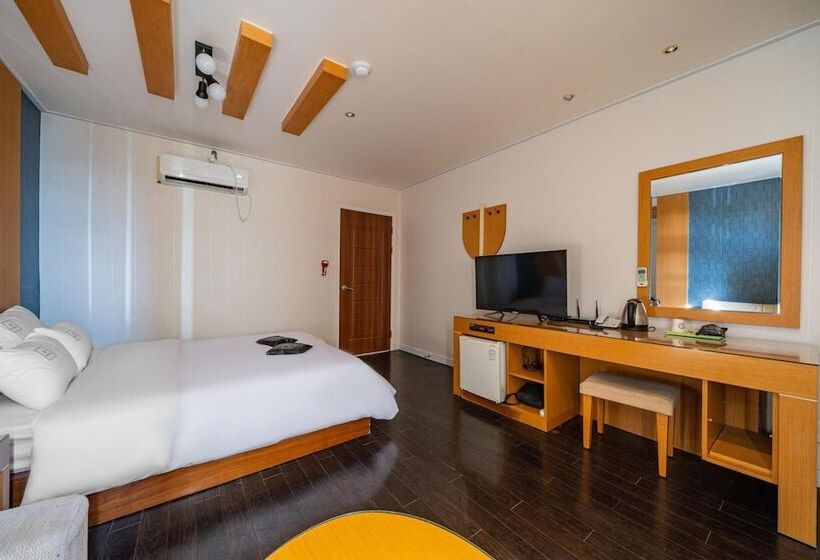 Motel Boryeong E