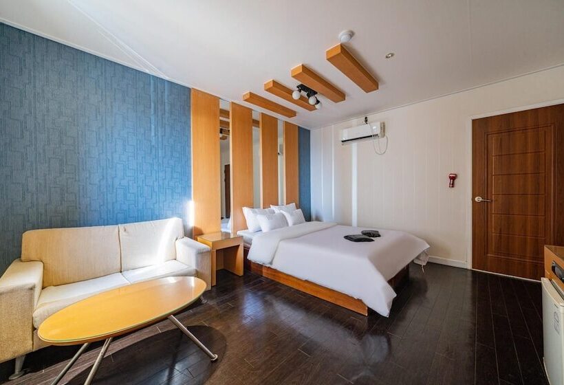 Motel Boryeong E