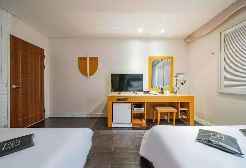 Motel Boryeong E