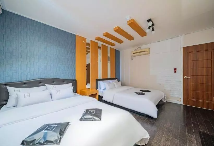 Motel Boryeong E