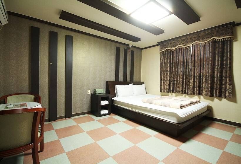 فندق على الطريق Changnyeong Namji Love Holic