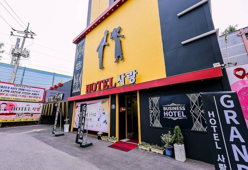 Motel Cheonan Hotel Sarang