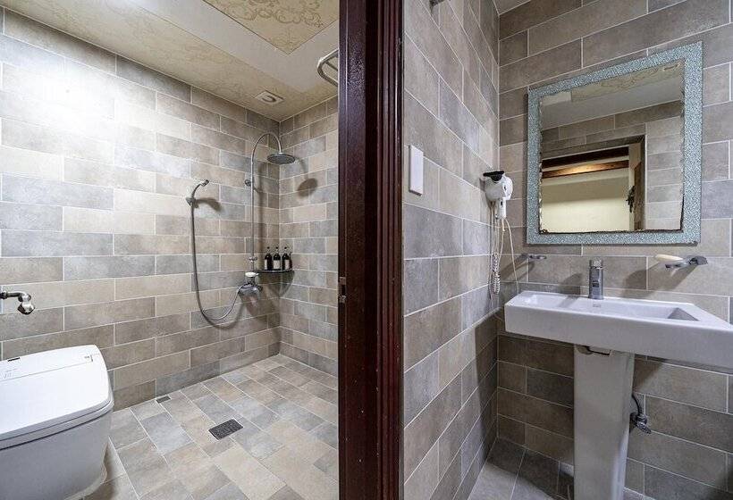 Motel Daejeon Meteor Edition