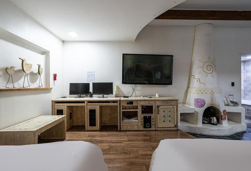 Motel Daejeon Meteor Edition