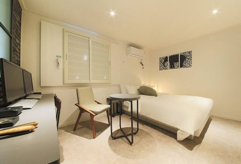 モーテル Eungam Raffles