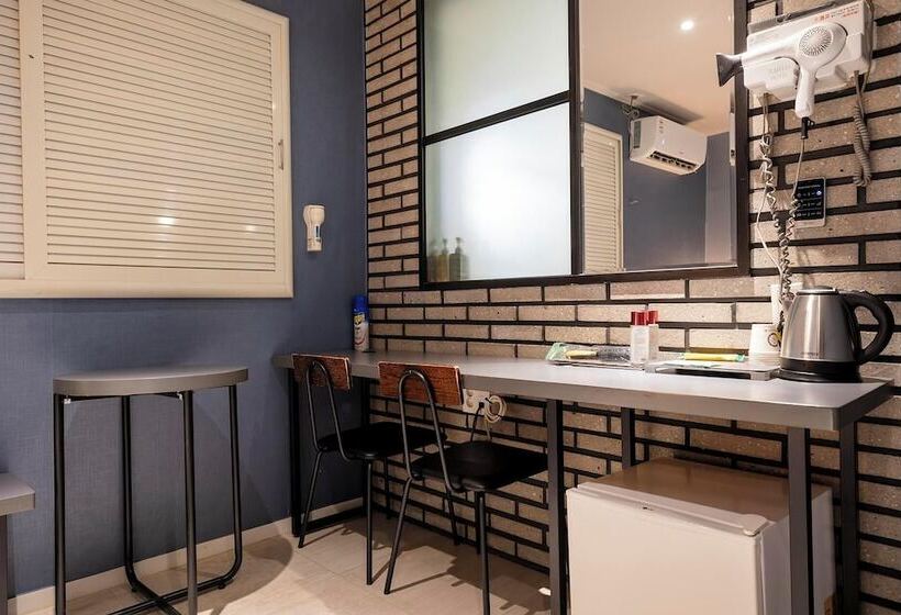 モーテル Eungam Raffles