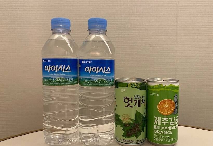 מוטל Gwangju Shinandong Ekklim