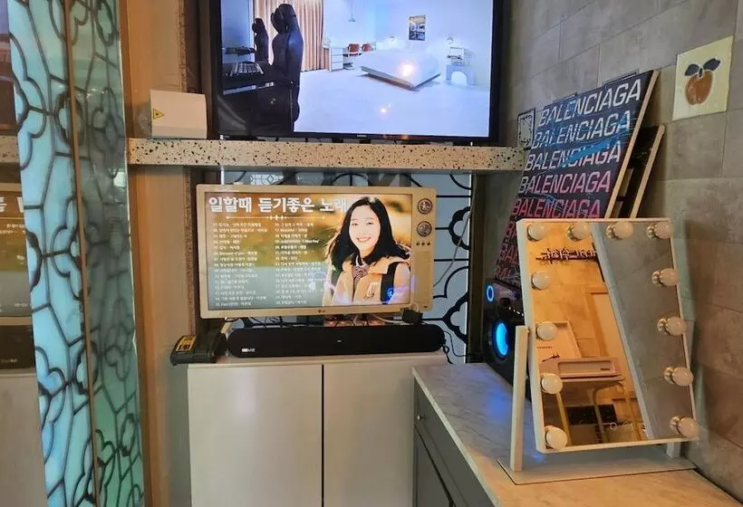 Motelli Gyeongsan Instar