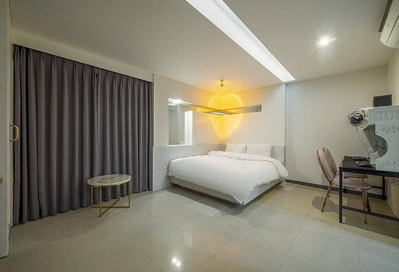 Motel Gyeongsan Instar