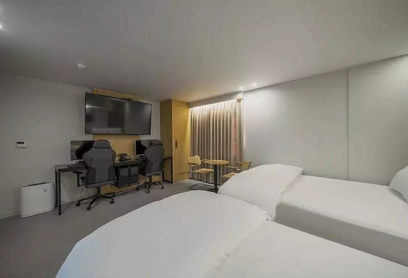 Motelli Gyeongsan Instar