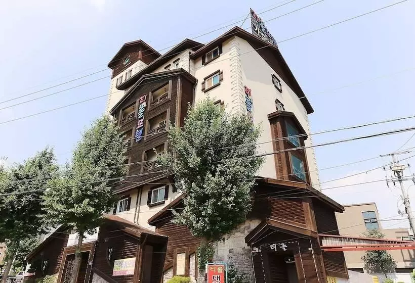 モーテル Jincheon Tyrol