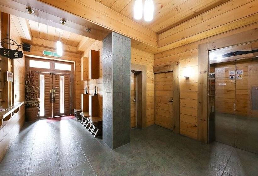 Motel Jincheon Tyrol