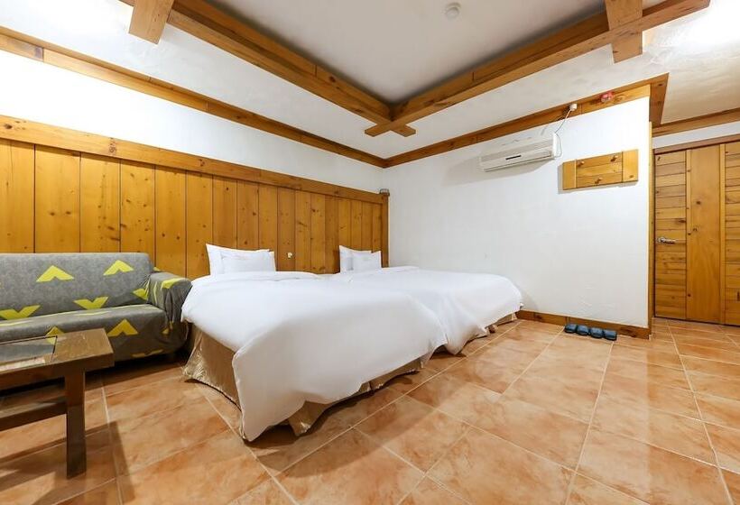 Motel Jincheon Tyrol