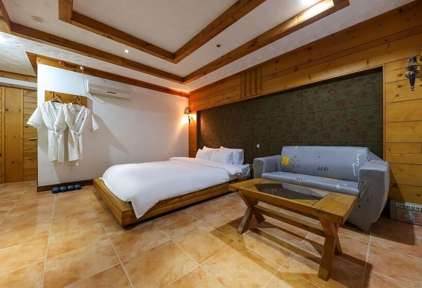 Motel Jincheon Tyrol