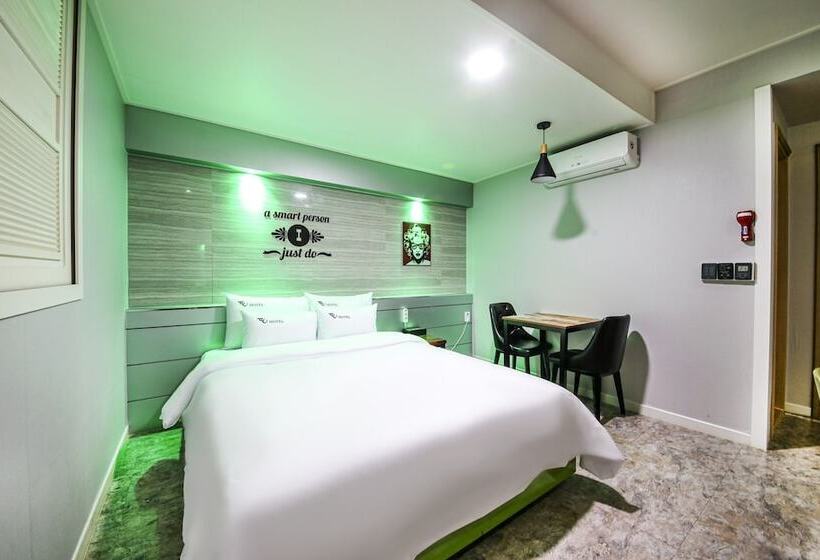 汽车旅馆 Jinju Feel