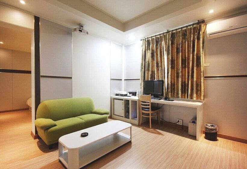 Motel Namwon Da Vinci