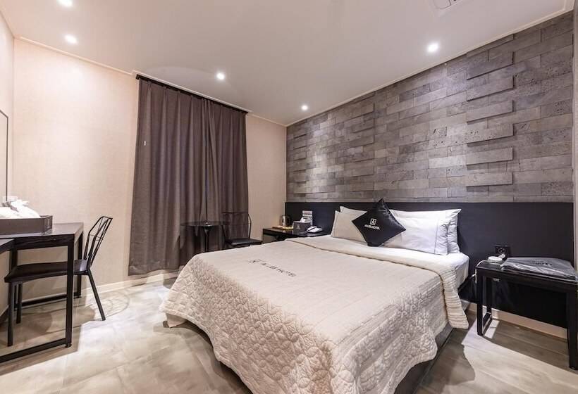 モーテル Sosan Allee