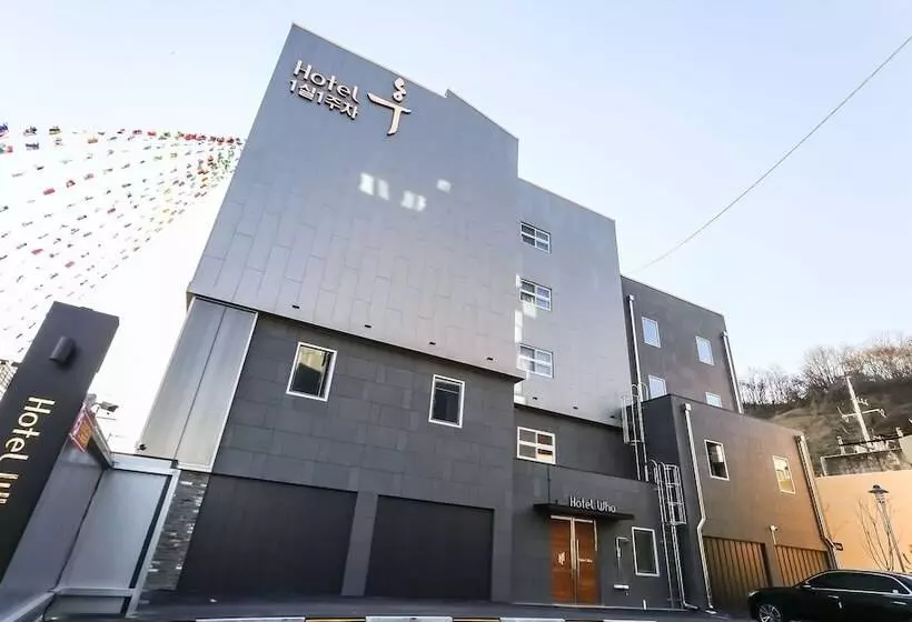Motelli Uljin Hupohang Hotel Hu