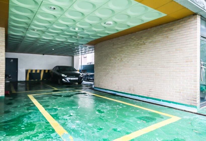 מוטל Yeosu Hwangje Park