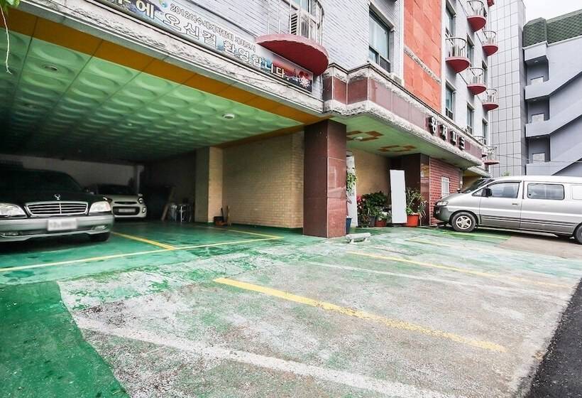 מוטל Yeosu Hwangje Park