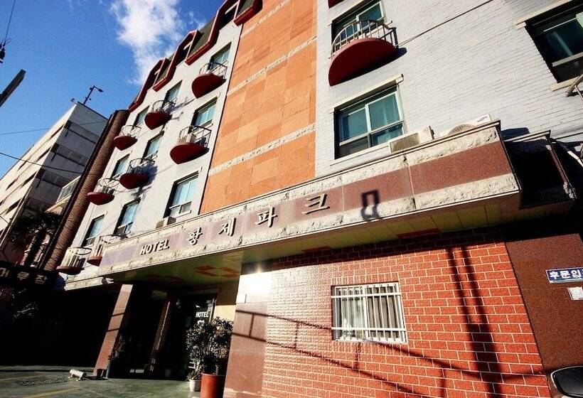 מוטל Yeosu Hwangje Park