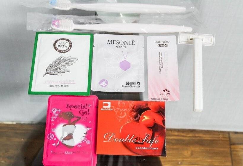 מוטל Yeosu Hwangje Park