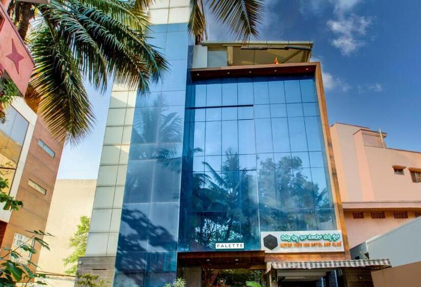 منتجع Super Townhouse Oak Jvh