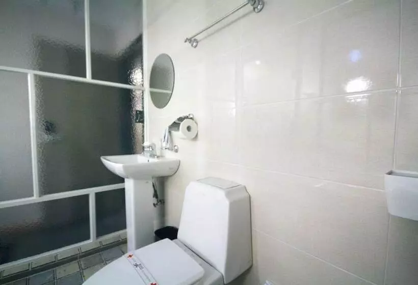 Yeosu Hakdong Ja Self Check In Motel