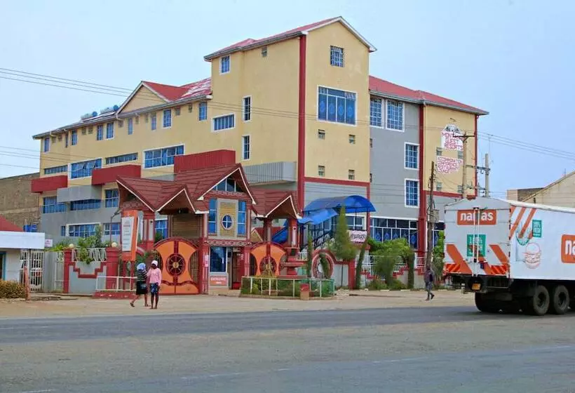 تختخواب و صبحانه Montana Guest Resort Naivasha