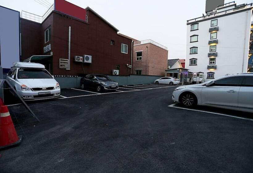 Gangneung Crystal Motel