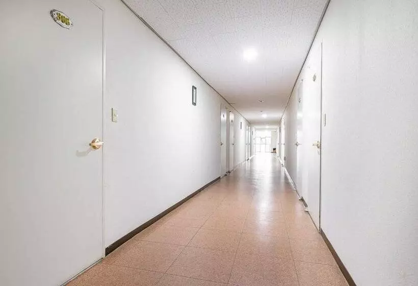 Hoengseong New World Motel
