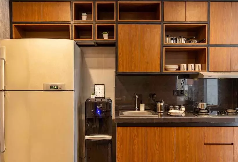 هتل Cove Renata Seminyak