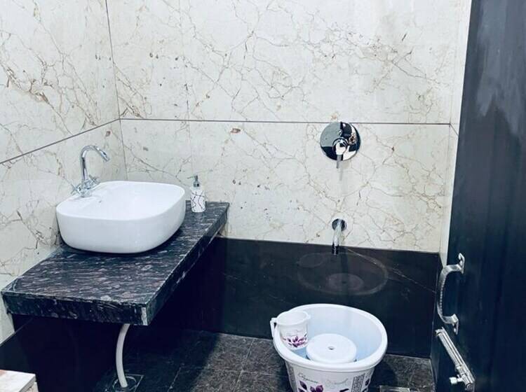 فندق Goroomgo Yuvraj Residency Amritsar