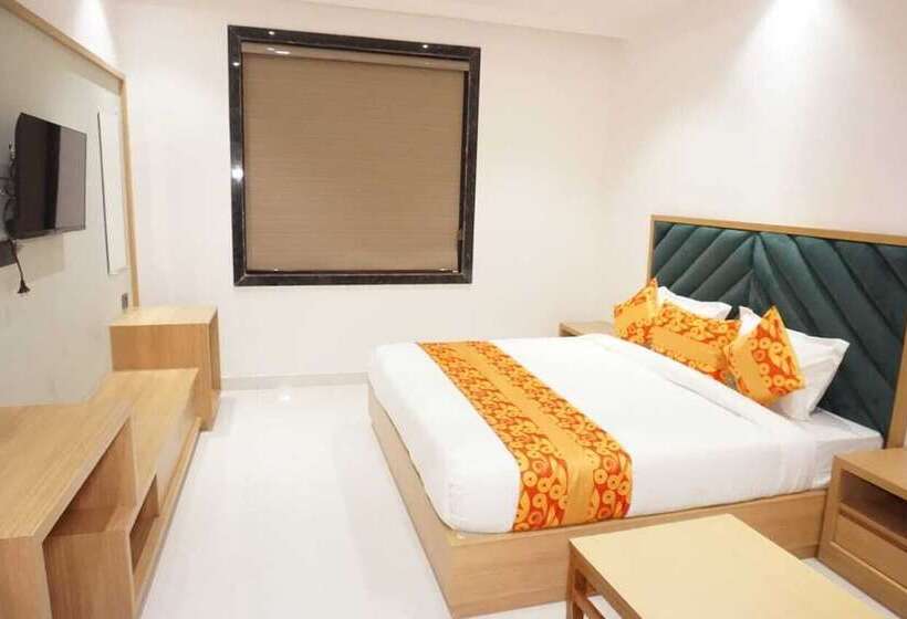 Отель Mayra Grand