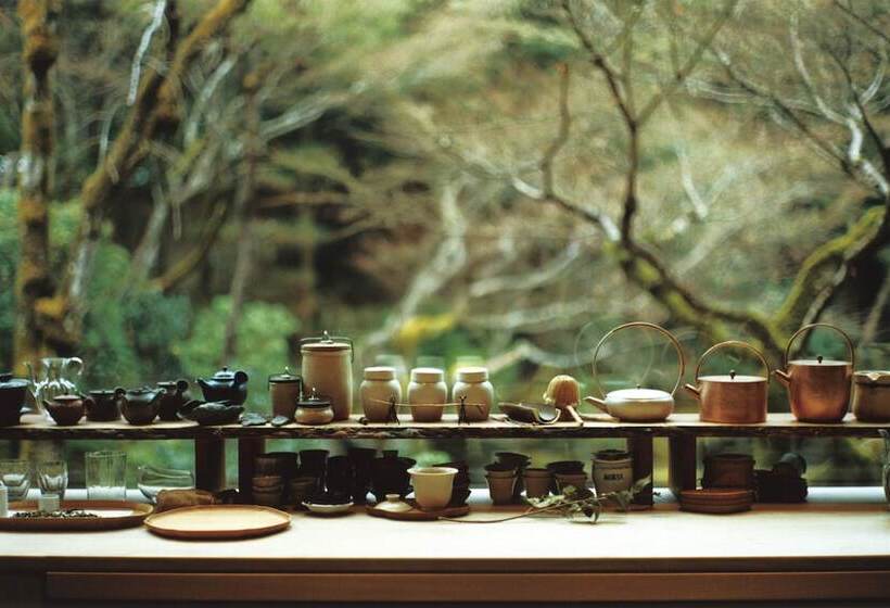 هتل Moksa Rebirth