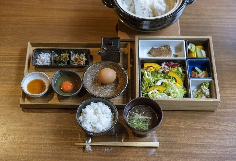 هتل Moksa Rebirth