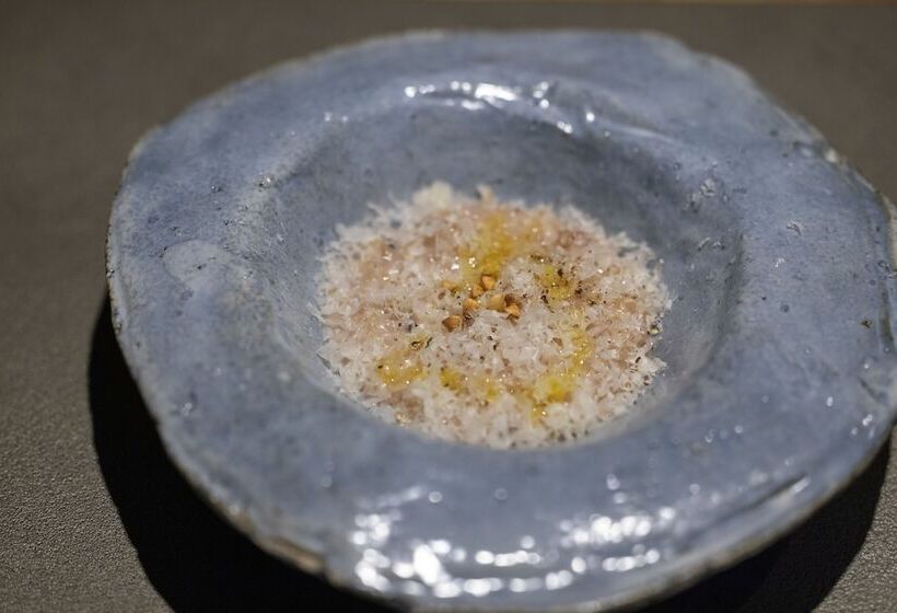 هتل Moksa Rebirth