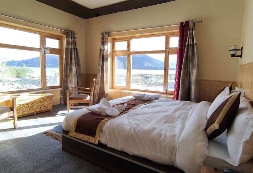 Hotel Pangong Nest Cottage