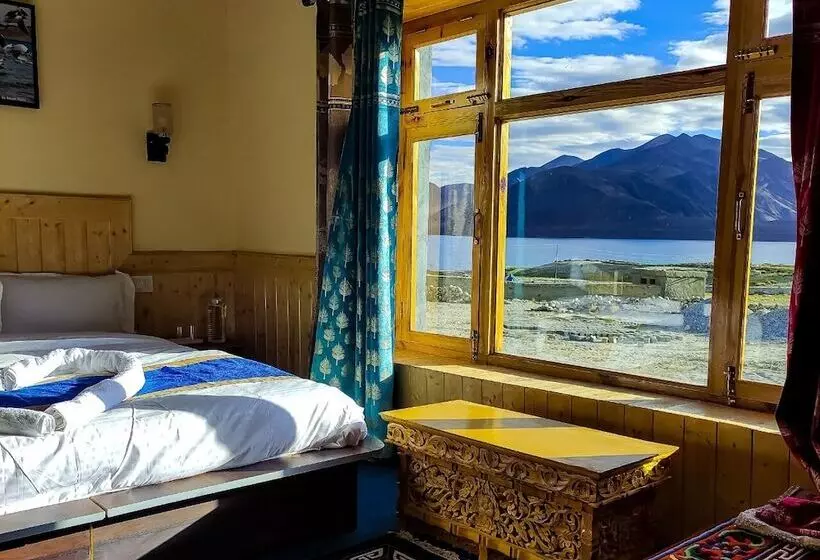 ホテル Pangong Nest Cottage