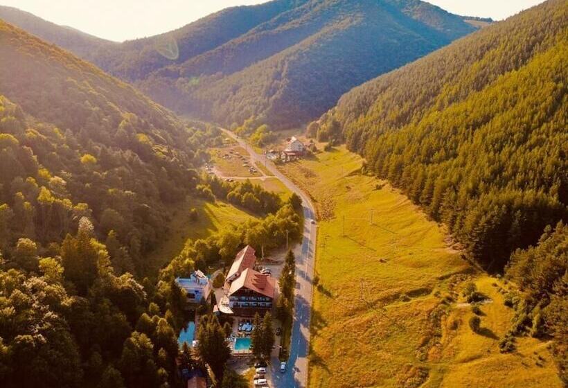 호텔 Pensiunea Mai