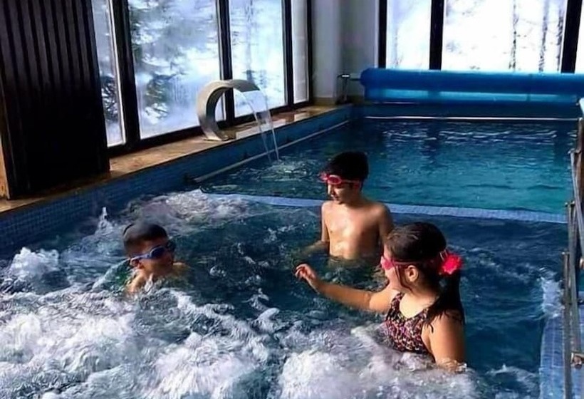 호텔 Pensiunea Mai