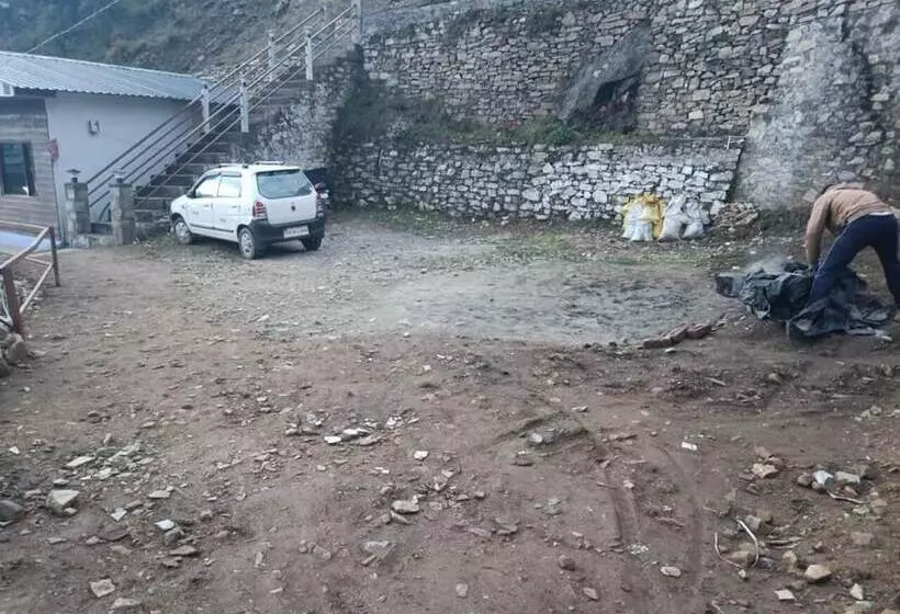 Hotelli Shivay Kingdom Eco Cottage And Huts