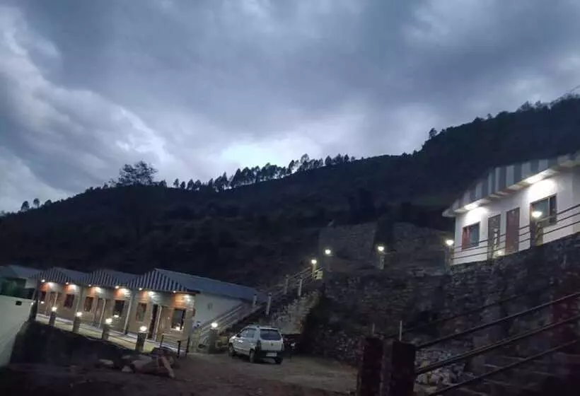 Hotelli Shivay Kingdom Eco Cottage And Huts