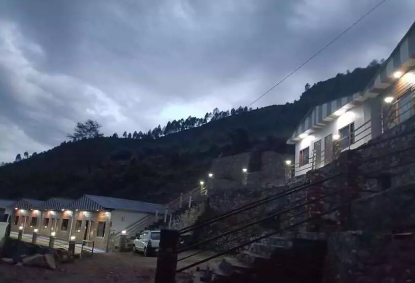 Hotelli Shivay Kingdom Eco Cottage And Huts