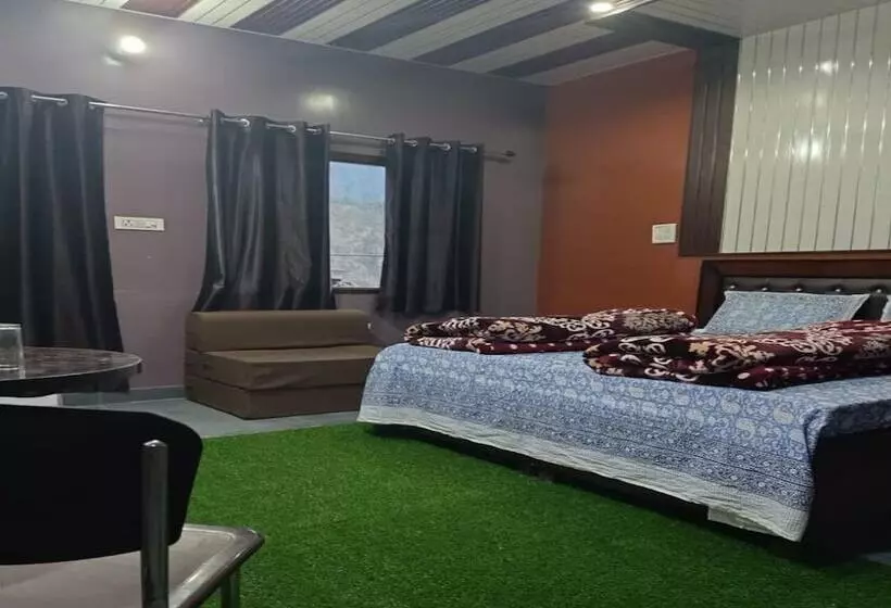 Hotelli Shivay Kingdom Eco Cottage And Huts